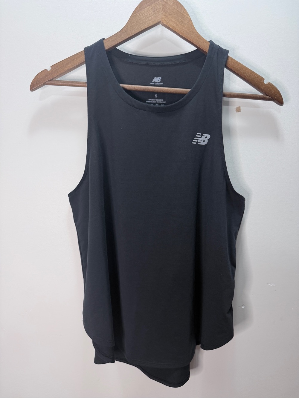 New Balance Womenβs Black Tank Top Size S , PTP20